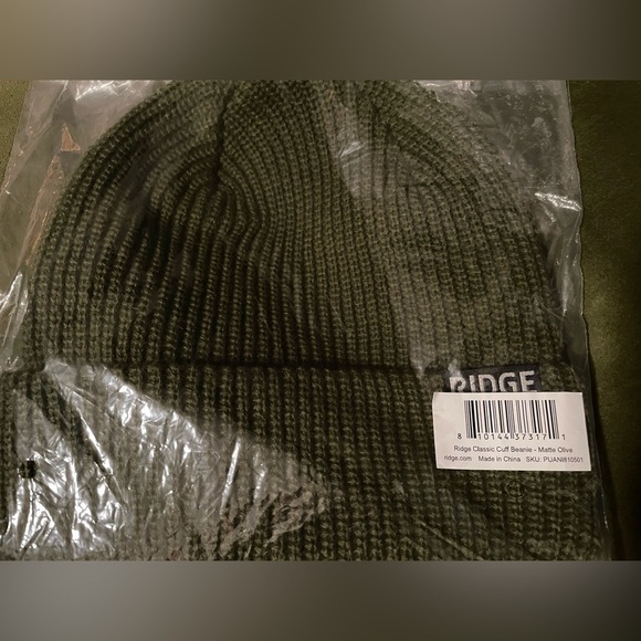 NEW Ridge Olive Cuff Beanie - Picture 5 of 5